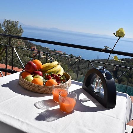 Apollo Romantic Sea View Villa Киверион Экстерьер фото