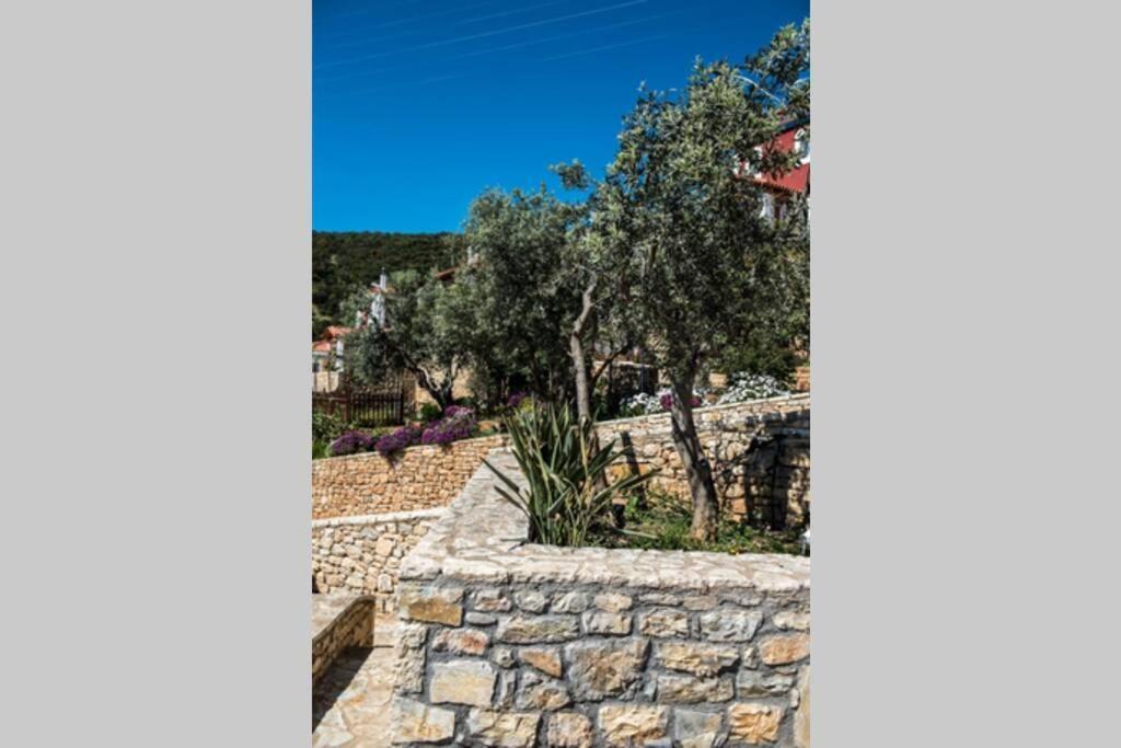 Apollo Romantic Sea View Villa Киверион Экстерьер фото