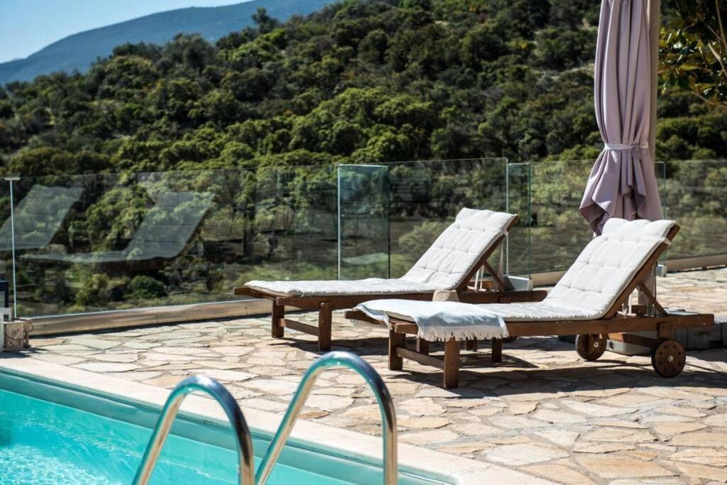 Apollo Romantic Sea View Villa Киверион Экстерьер фото