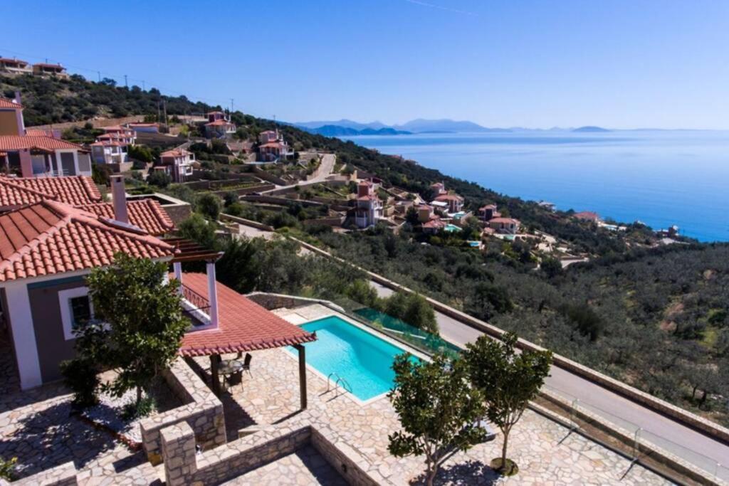 Apollo Romantic Sea View Villa Киверион Экстерьер фото