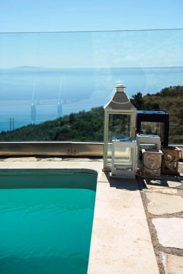 Apollo Romantic Sea View Villa Киверион Экстерьер фото