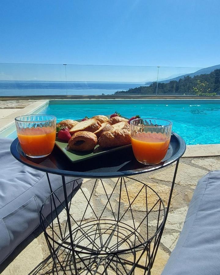 Apollo Romantic Sea View Villa Киверион Экстерьер фото