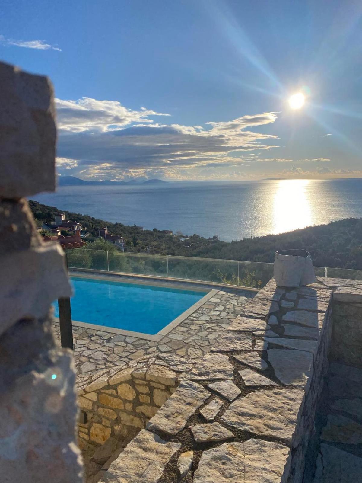 Apollo Romantic Sea View Villa Киверион Экстерьер фото